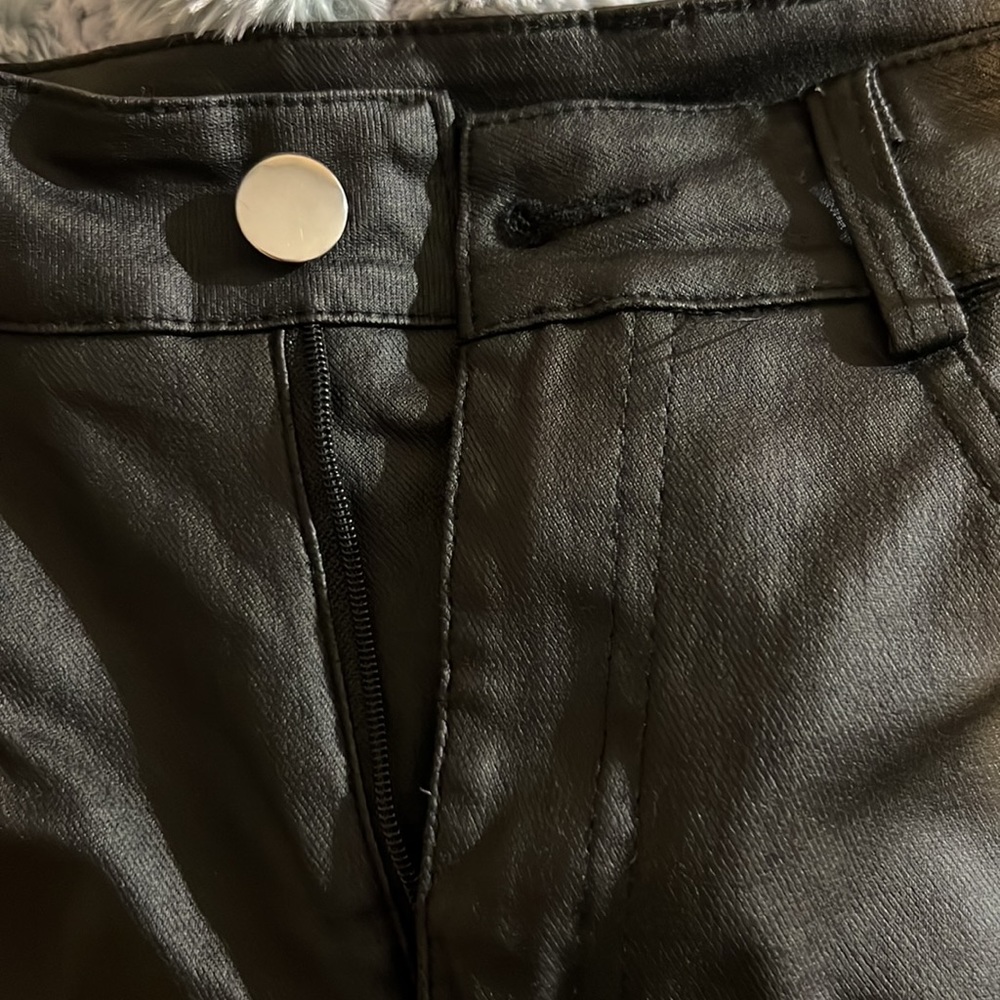 Leather pants - Picture 2 of 3
